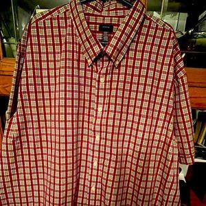 Arrow Men's Big and Tall Button Down short sleeve shirt